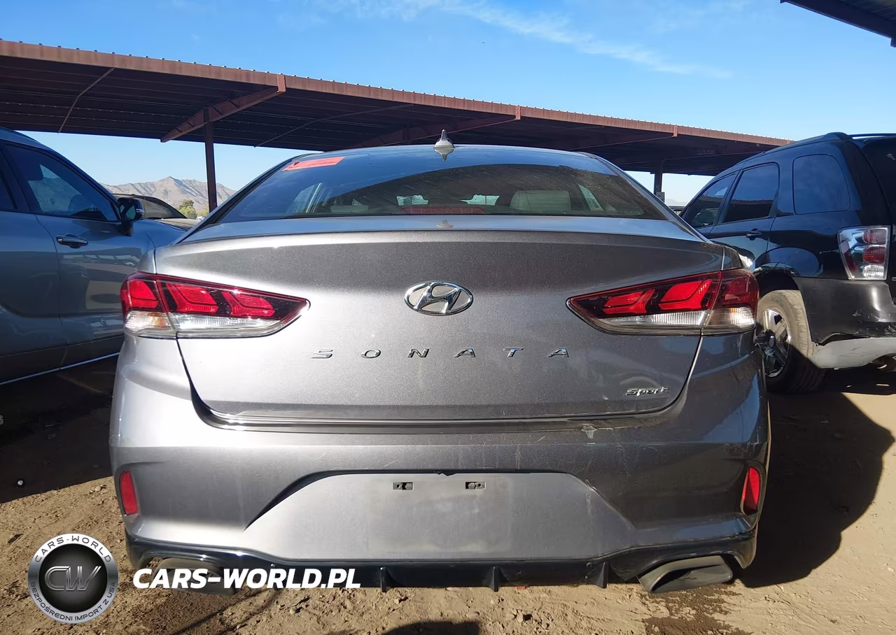 2018 Hyundai Sonata Sport VIN:5NPE34AF6JH659244 - 16