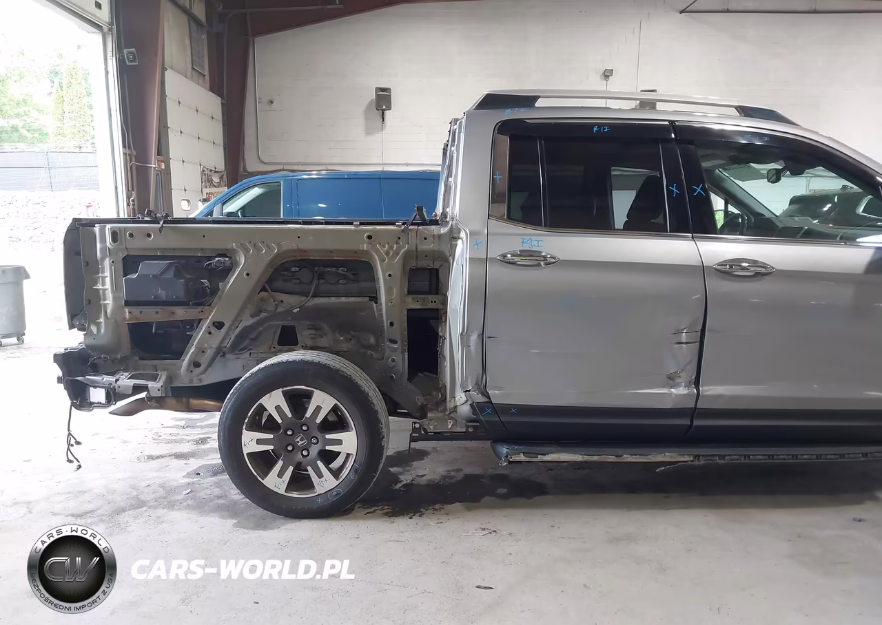 2017 Honda Ridgeline Rtl-E VIN:5FPYK3F77HB024495 - 6