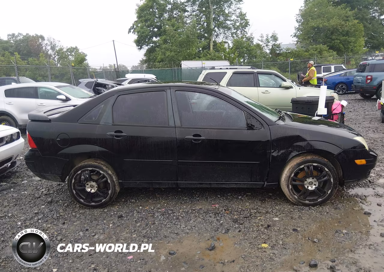 2007 Ford Focus S-Se-Ses VIN:1FAFP34N67W154111 - 14