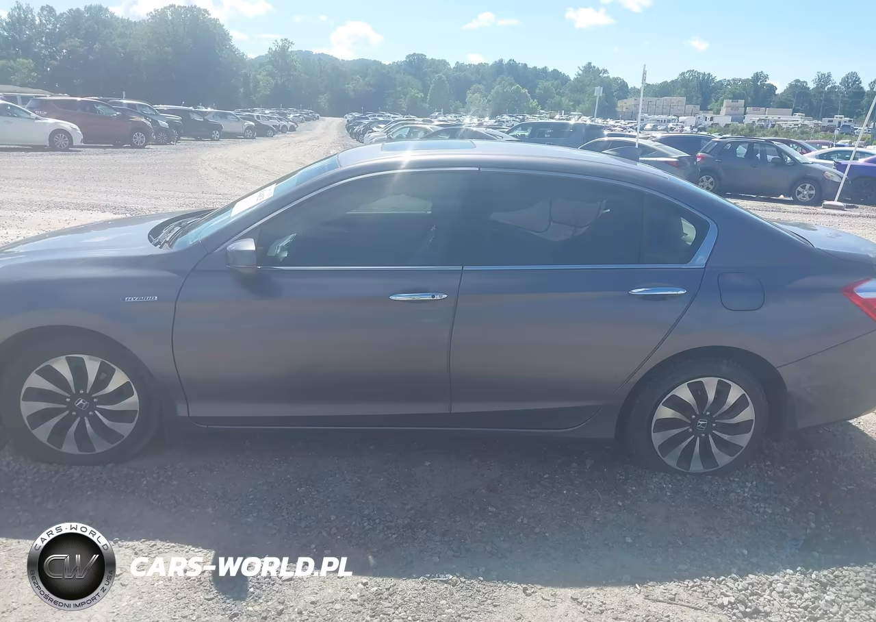 2015 Honda Accord Hybrid Ex-L VIN:1HGCR6F56FA001151 - 14