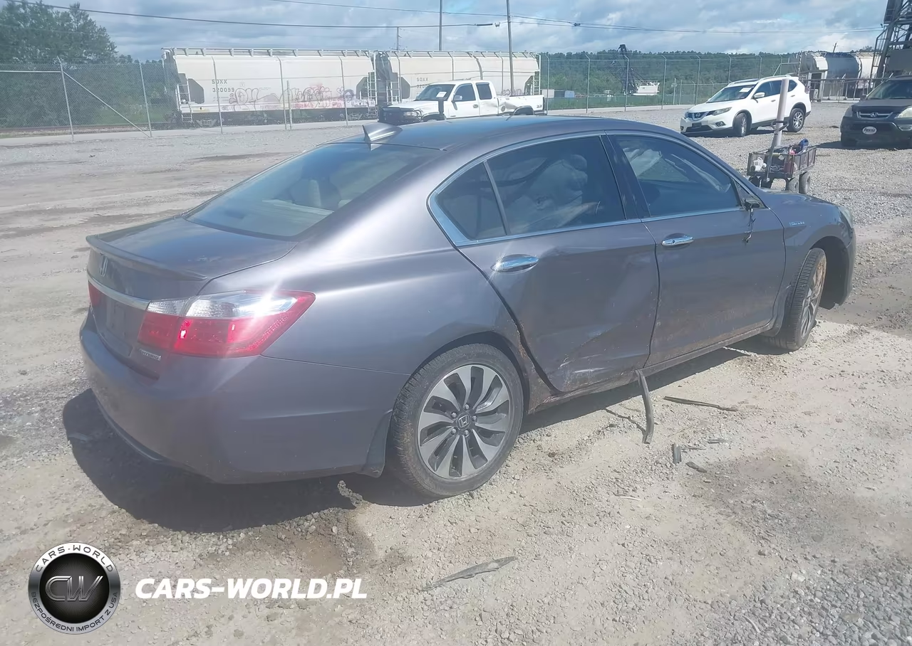 2015 Honda Accord Hybrid Ex-L VIN:1HGCR6F56FA001151 - 4