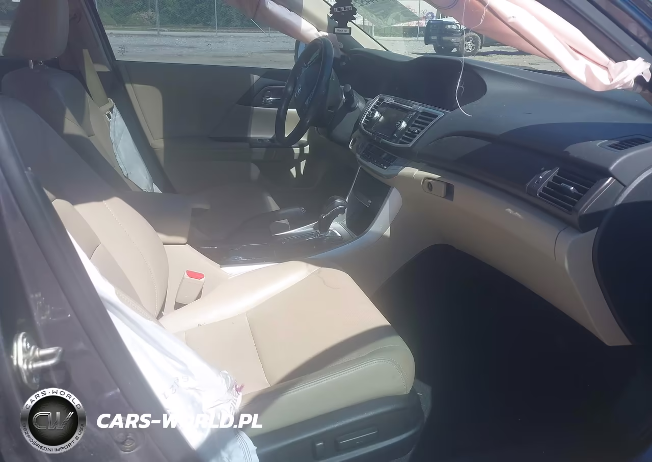2015 Honda Accord Hybrid Ex-L VIN:1HGCR6F56FA001151 - 5