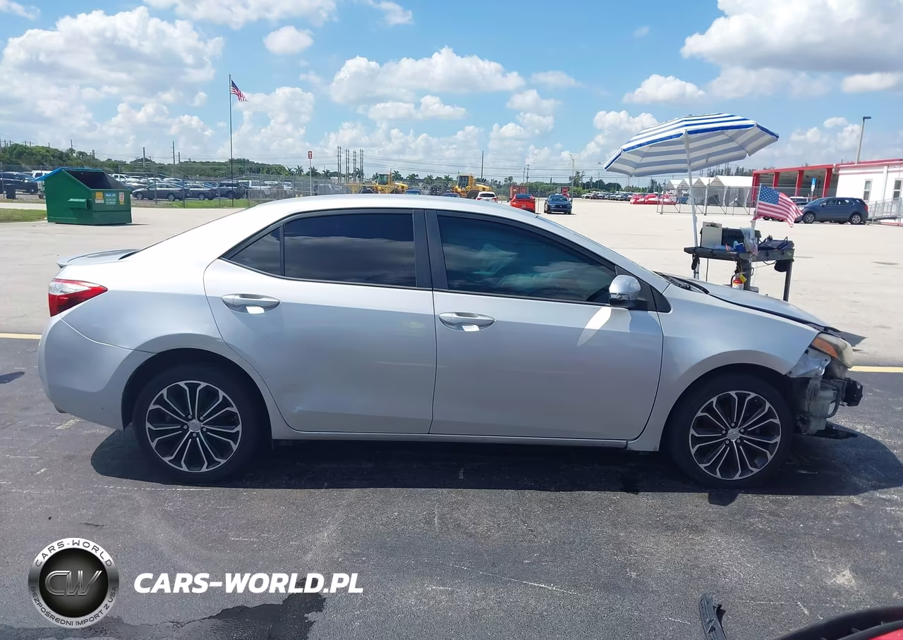2016 Toyota Corolla S Plus VIN:2T1BURHE5GC540252 - 13