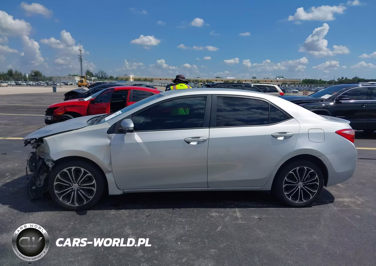 2016 Toyota Corolla S Plus VIN:2T1BURHE5GC540252 - 14