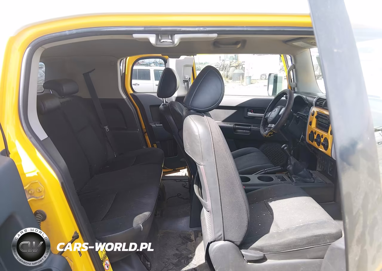 2007 Toyota Fj Cruiser VIN:JTEBU11F870100035 - 8