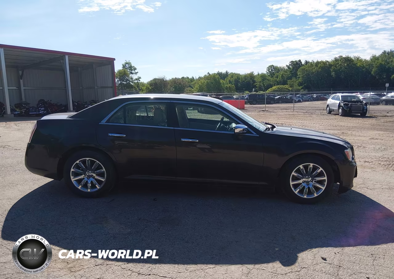 2012 Chrysler 300 Limited VIN:2C3CCACG9CH174494 - 13