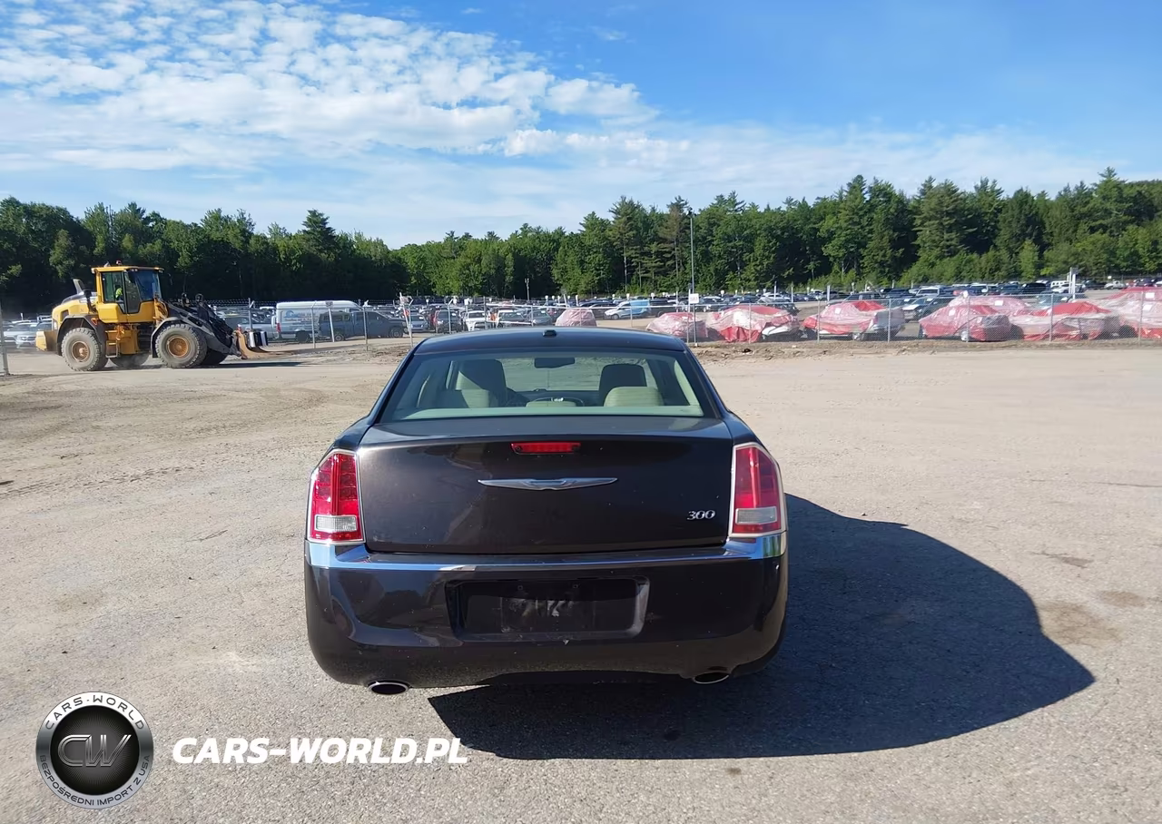 2012 Chrysler 300 Limited VIN:2C3CCACG9CH174494 - 16
