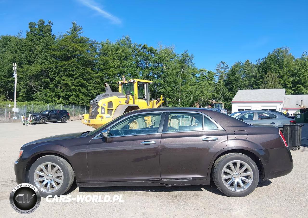 2012 Chrysler 300 Limited VIN:2C3CCACG9CH174494 - 6