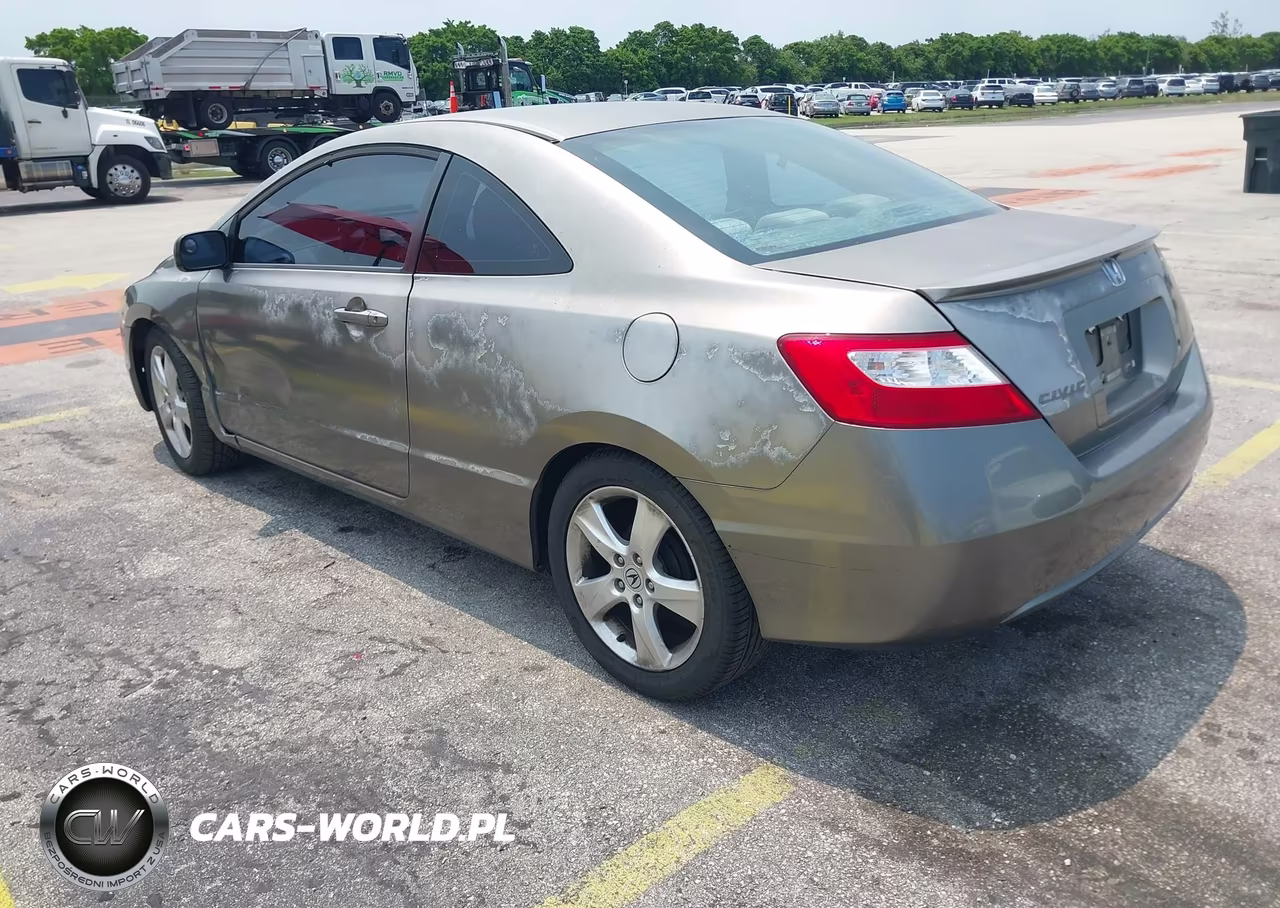 2007 Honda Civic Lx VIN:2HGFG12607H581732 - 3