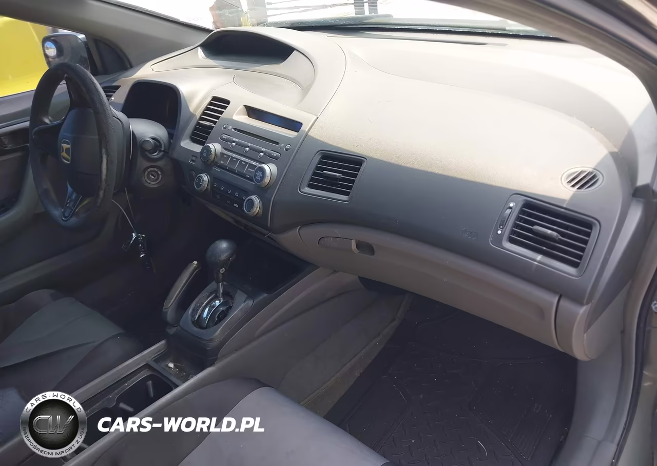 2007 Honda Civic Lx VIN:2HGFG12607H581732 - 5
