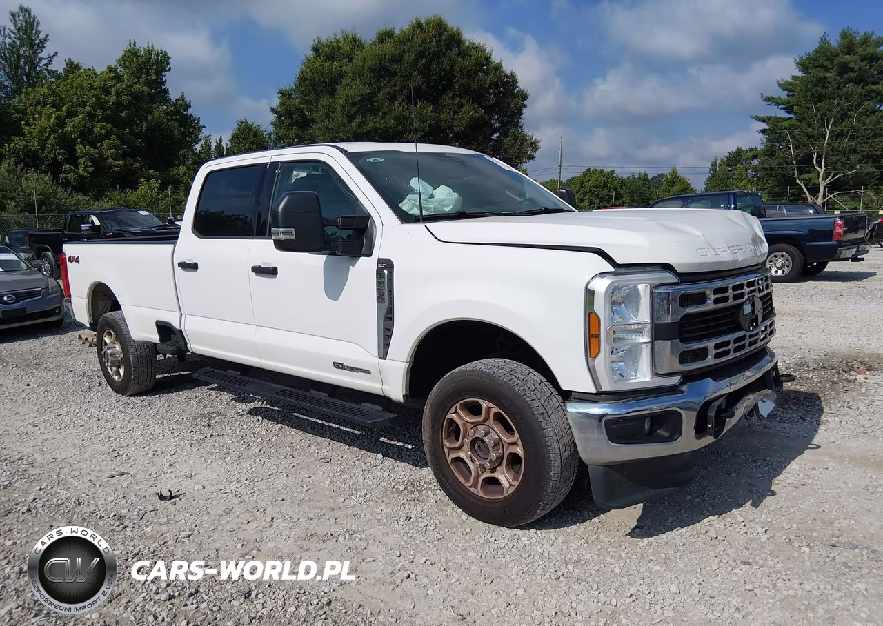 2025 Ford F-350 King Ranch-Lariat-Platinum-Xl-Xlt – zdjęcie 1 z 15