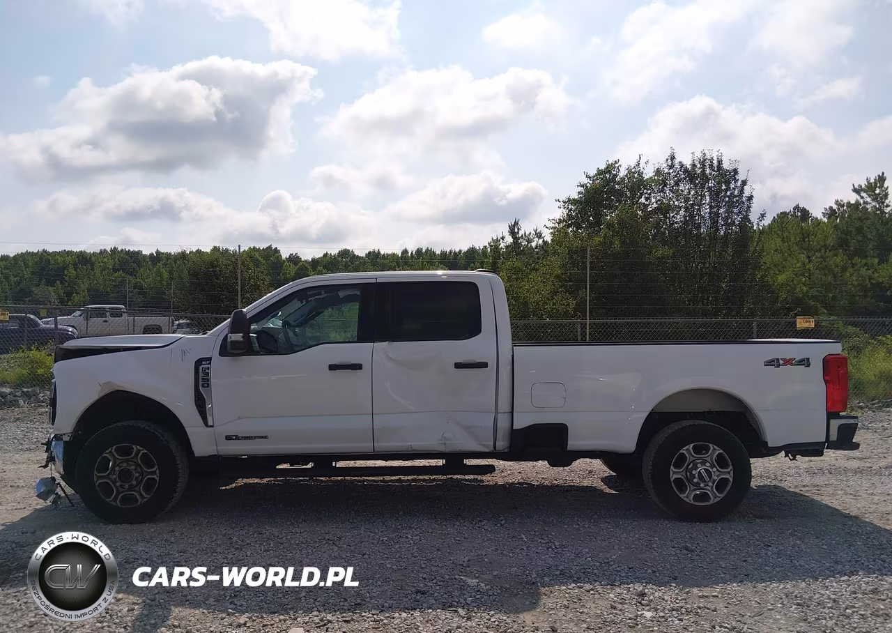 2025 Ford F-350 King Ranch-Lariat-Platinum-Xl-Xlt VIN:1FT8W3BT1SEC53781 - 14
