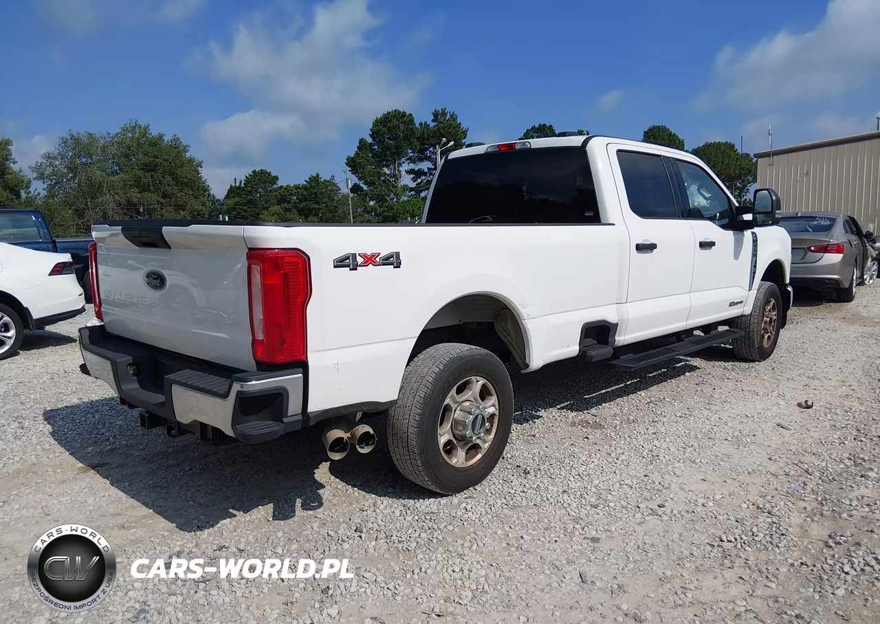 2025 Ford F-350 King Ranch-Lariat-Platinum-Xl-Xlt VIN:1FT8W3BT1SEC53781 - 4