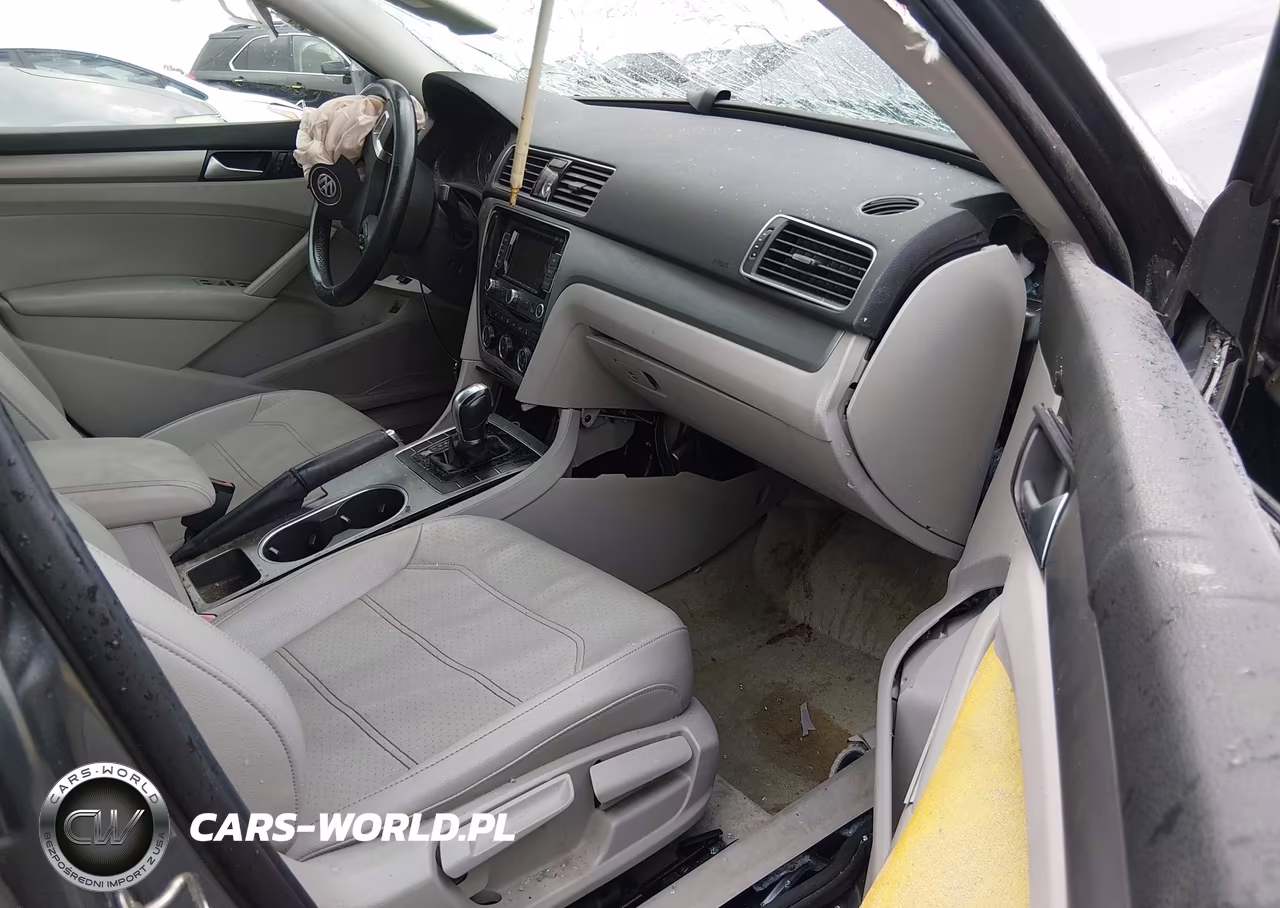 2015 Volkswagen Passat 2.0L Tdi Se VIN:1VWBV7A35FC082064 - 5