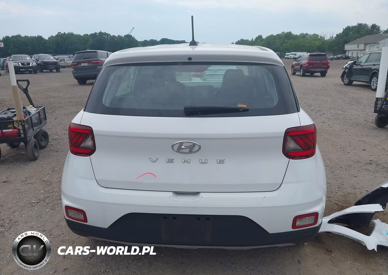 2023 Hyundai Venue Se VIN:KMHRB8A3XPU212279 - 17