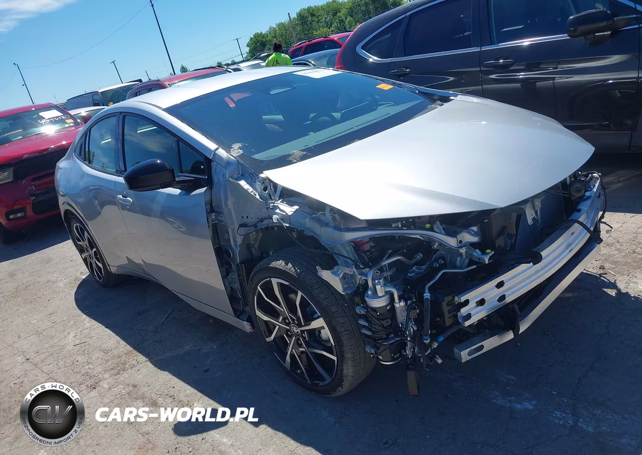 2026 Toyota Prius Plug-In Hybrid Xse – zdjęcie 1 z 17