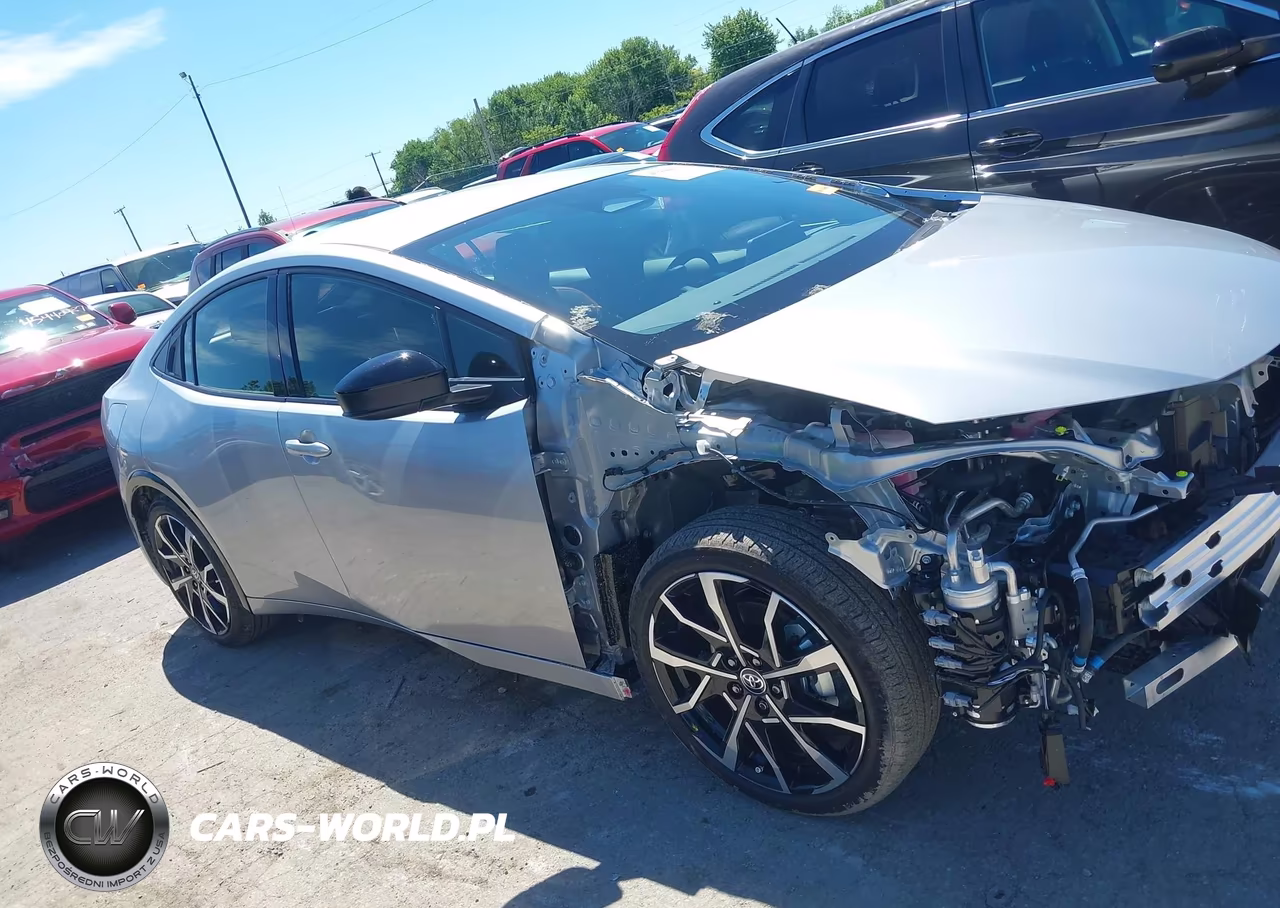 2026 Toyota Prius Plug-In Hybrid Xse VIN:JTDACACU5T3078292 - 14
