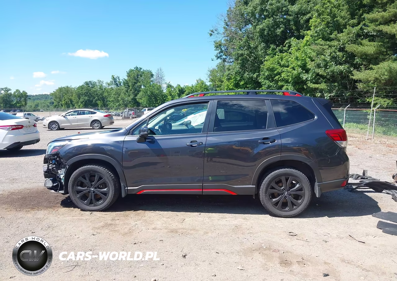 2019 Subaru Forester Sport VIN:JF2SKAPC7KH590115 - 15