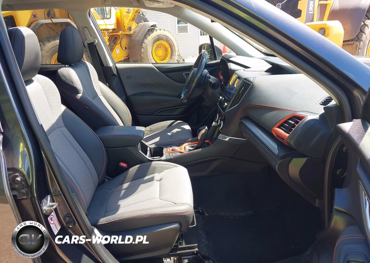 2019 Subaru Forester Sport VIN:JF2SKAPC7KH590115 - 5