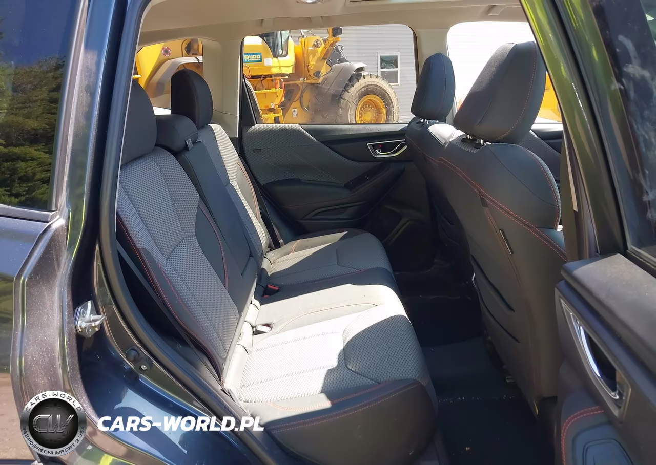2019 Subaru Forester Sport VIN:JF2SKAPC7KH590115 - 8