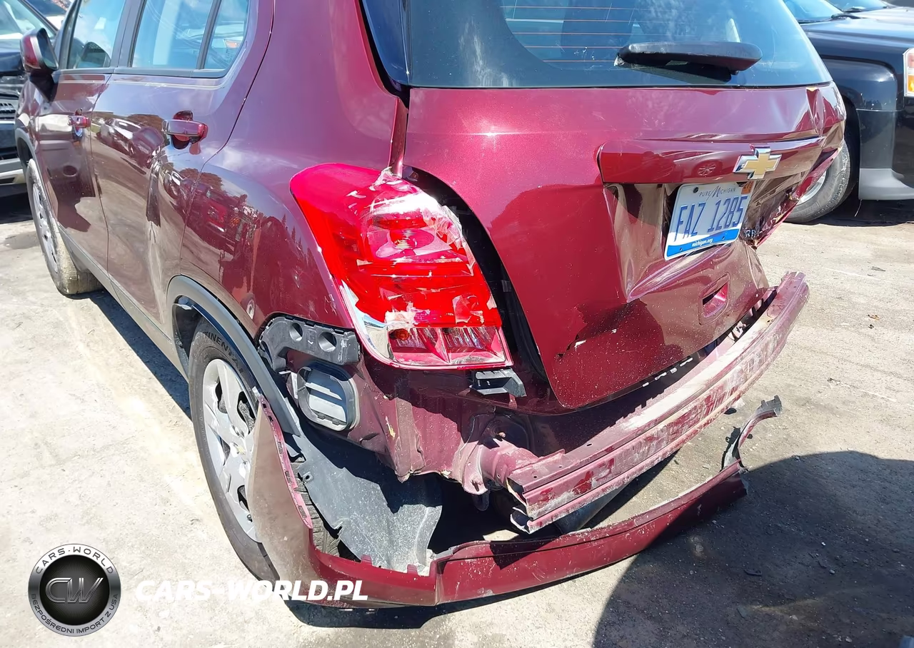 2017 Chevrolet Trax Ls VIN:3GNCJKSB6HL266942 - 6