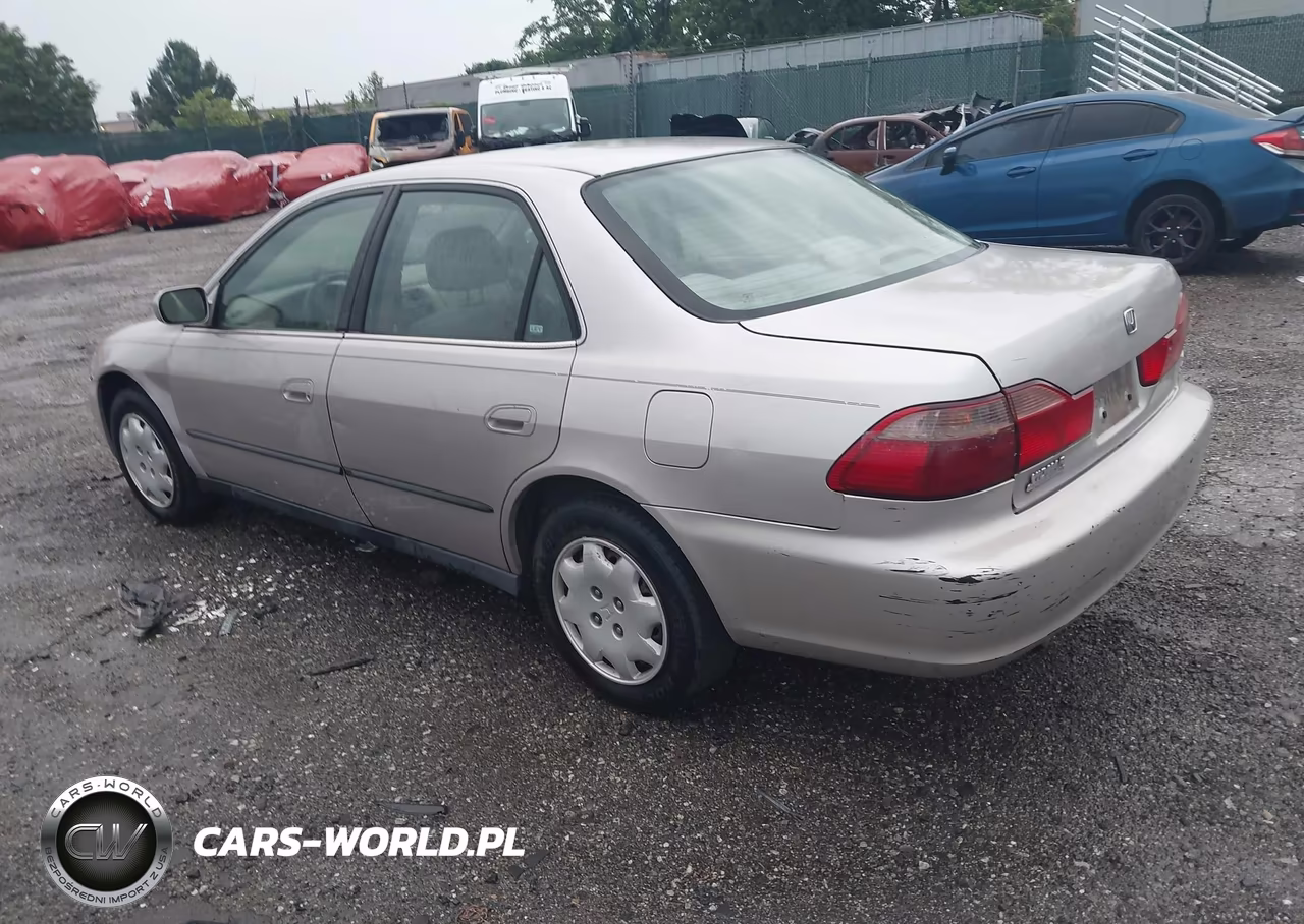 1998 Honda Accord Lx VIN:1HGCG5548WA055723 - 3