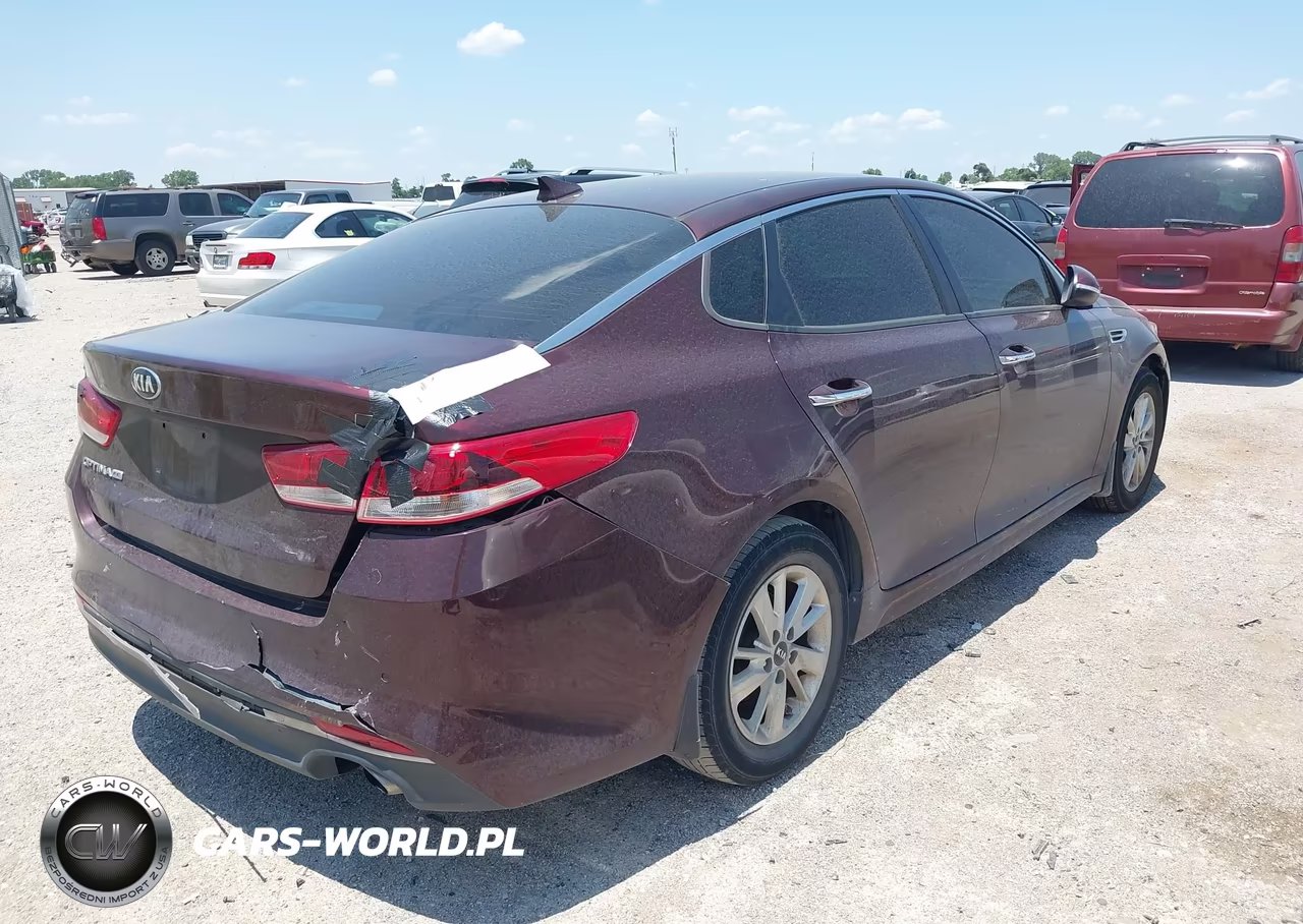 2017 Kia Optima Lx VIN:5XXGT4L32HG132545 - 4