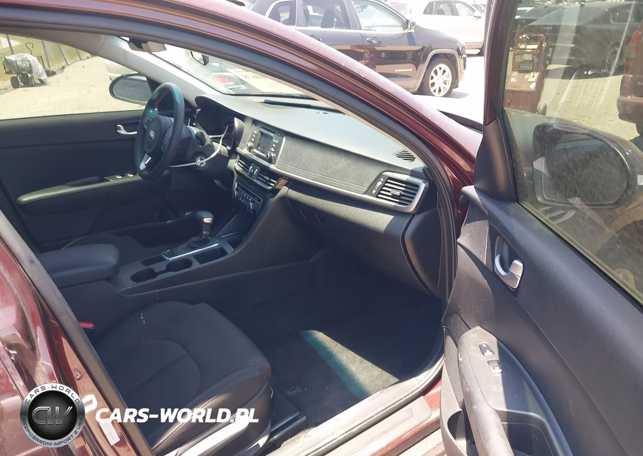 2017 Kia Optima Lx VIN:5XXGT4L32HG132545 - 5