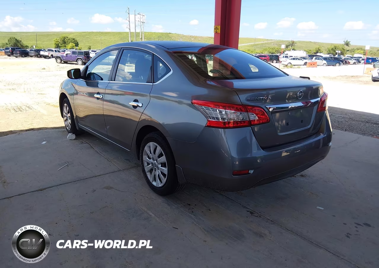 2015 Nissan Sentra S VIN:3N1AB7AP7FY284215 - 3