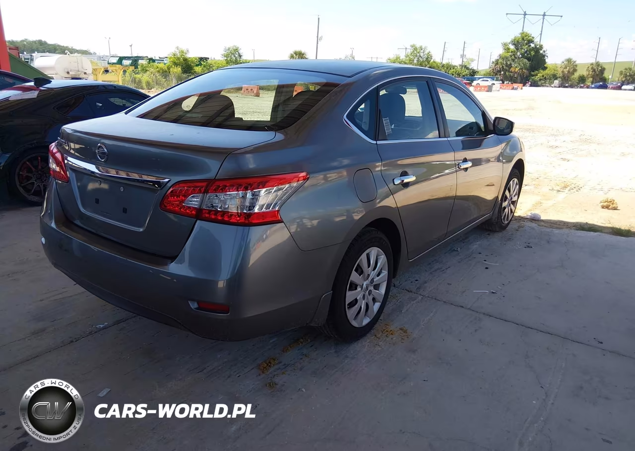 2015 Nissan Sentra S VIN:3N1AB7AP7FY284215 - 4