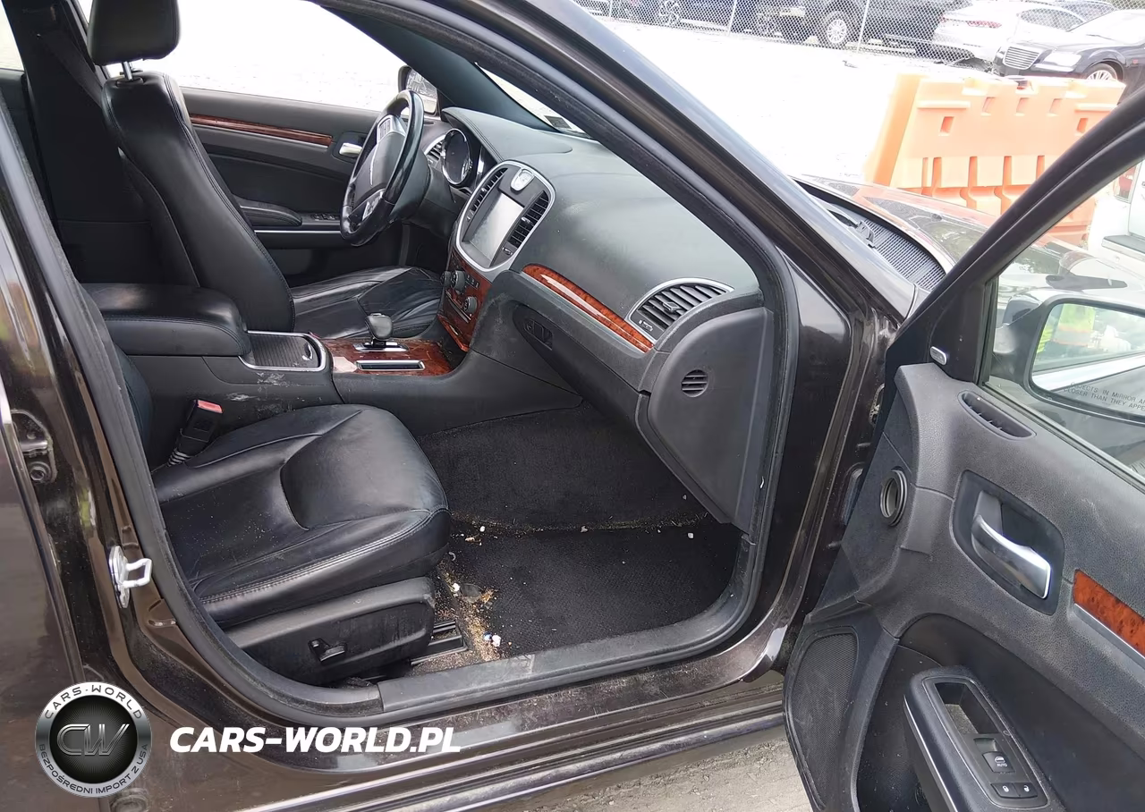 2012 Chrysler 300 Limited VIN:2C3CCACG0CH250894 - 5