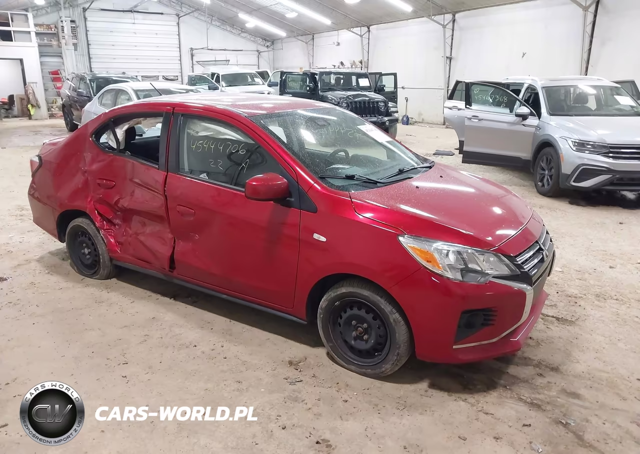 2022 Mitsubishi Mirage G4 Black Edition-Es-Le – zdjęcie 1 z 16