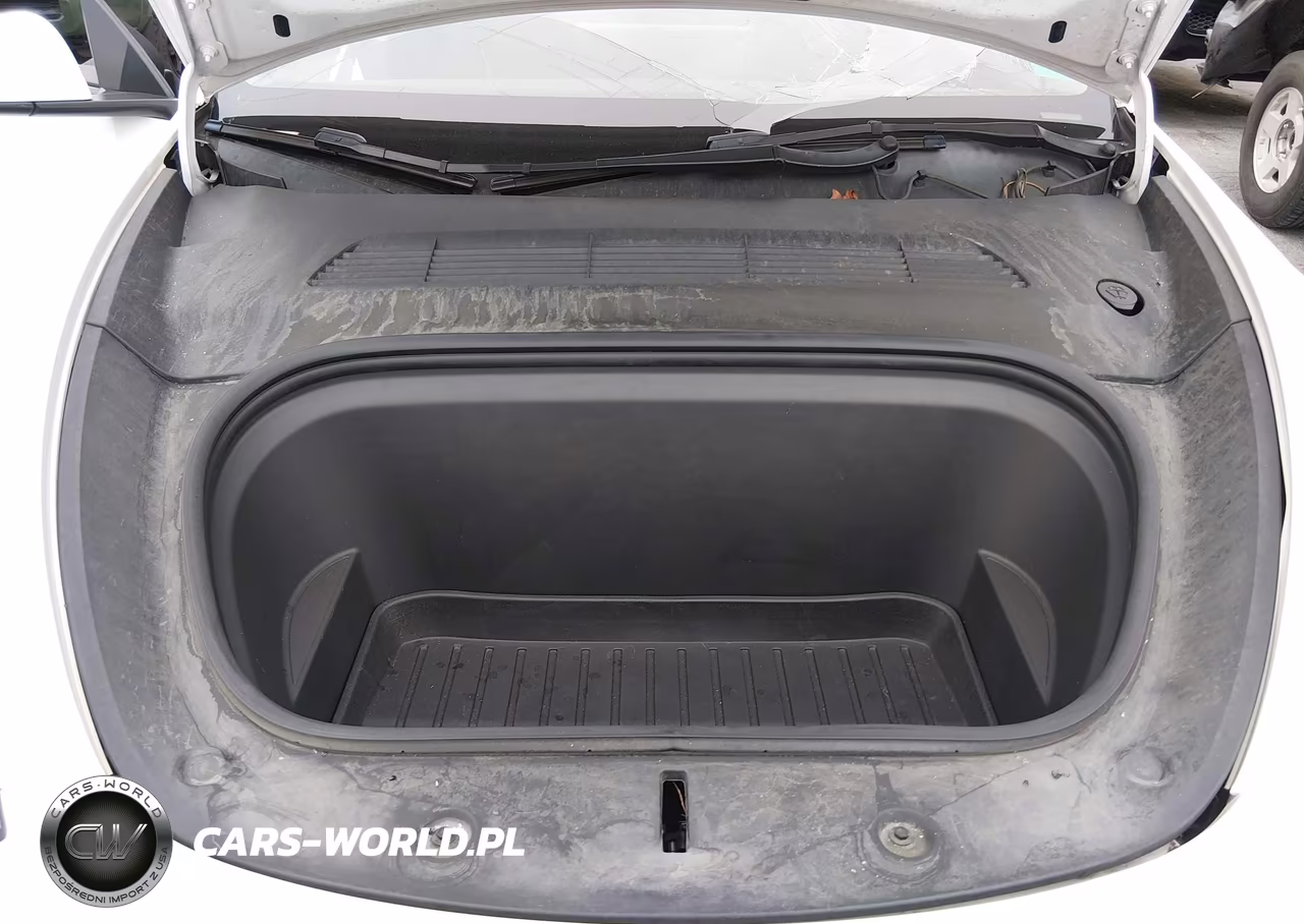 2022 Tesla Model Y Long Range Dual Motor All-Wheel Drive VIN:7SAYGDEE3NF346808 - 10