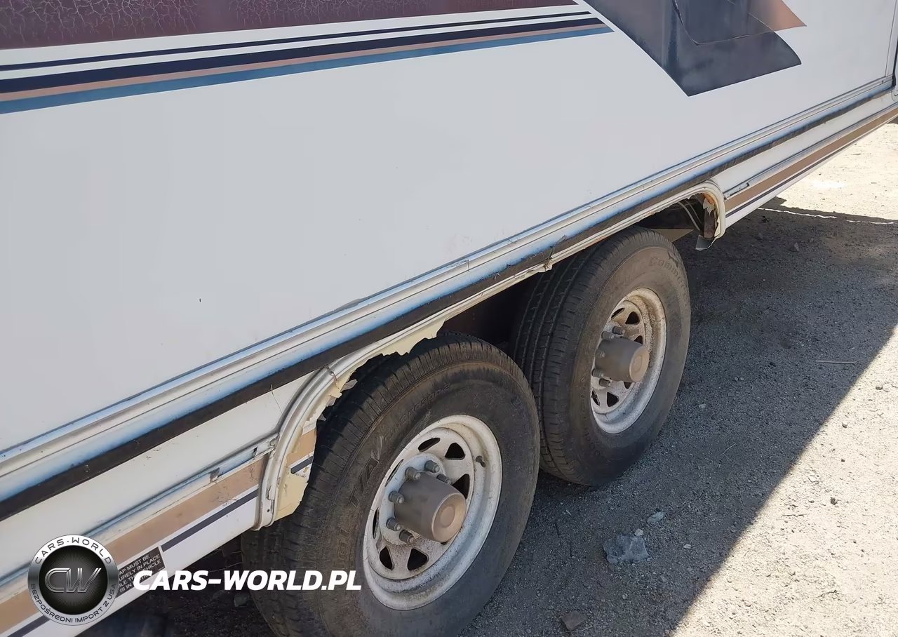 1998 Carri-Lite 5Th Wheel VIN:16F62C4R8W1013290 - 18