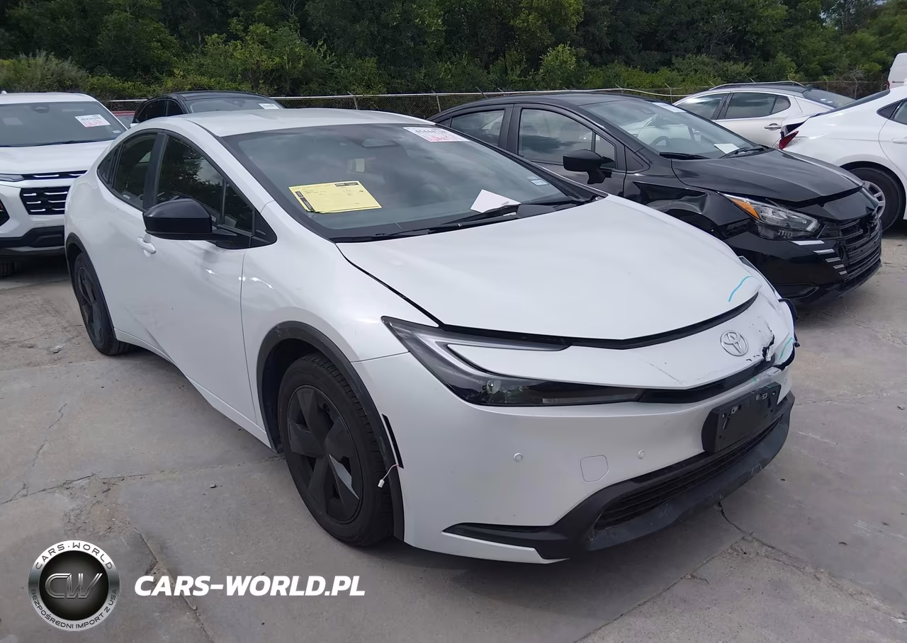 2026 Toyota Prius Le – zdjęcie 1 z 16