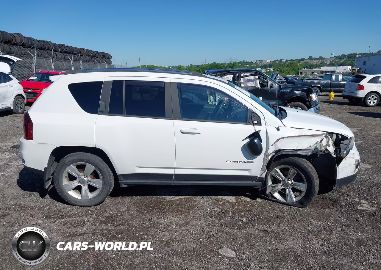 2014 Jeep Compass Sport VIN:1C4NJDBB9ED721779 - 13