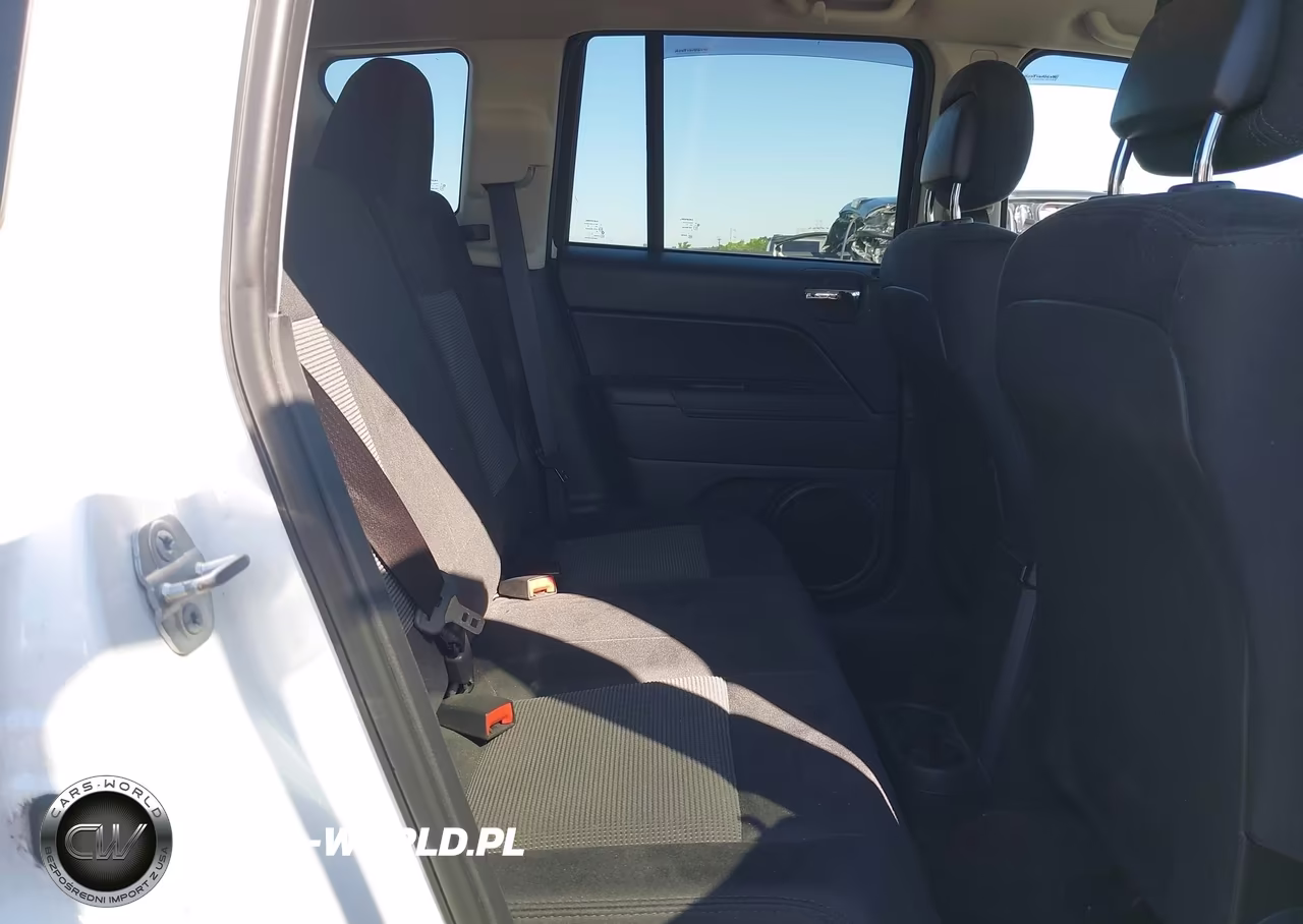 2014 Jeep Compass Sport VIN:1C4NJDBB9ED721779 - 8