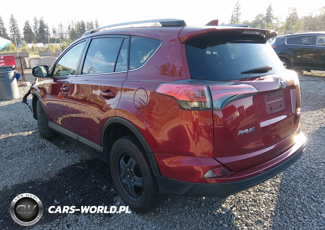 2018 Toyota Rav4 Le VIN:JTMBFREV9JD227035 - 3