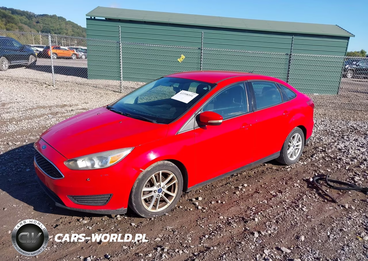 2015 Ford Focus Se VIN:1FADP3F2XFL205118 - 2