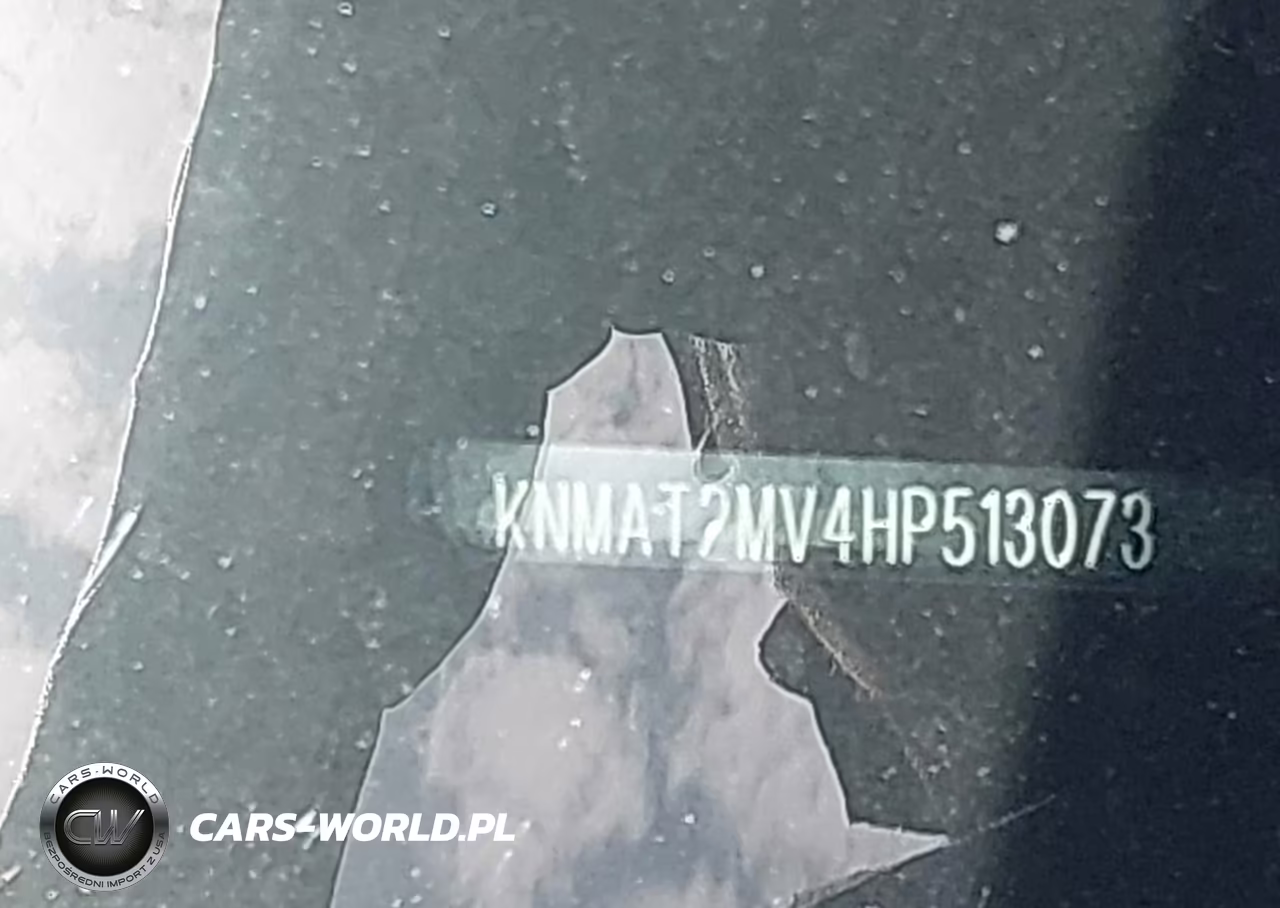 2017 Nissan Rogue S VIN:KNMAT2MV4HP513073 - 17