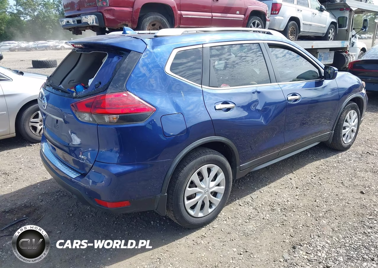 2017 Nissan Rogue S VIN:KNMAT2MV4HP513073 - 4