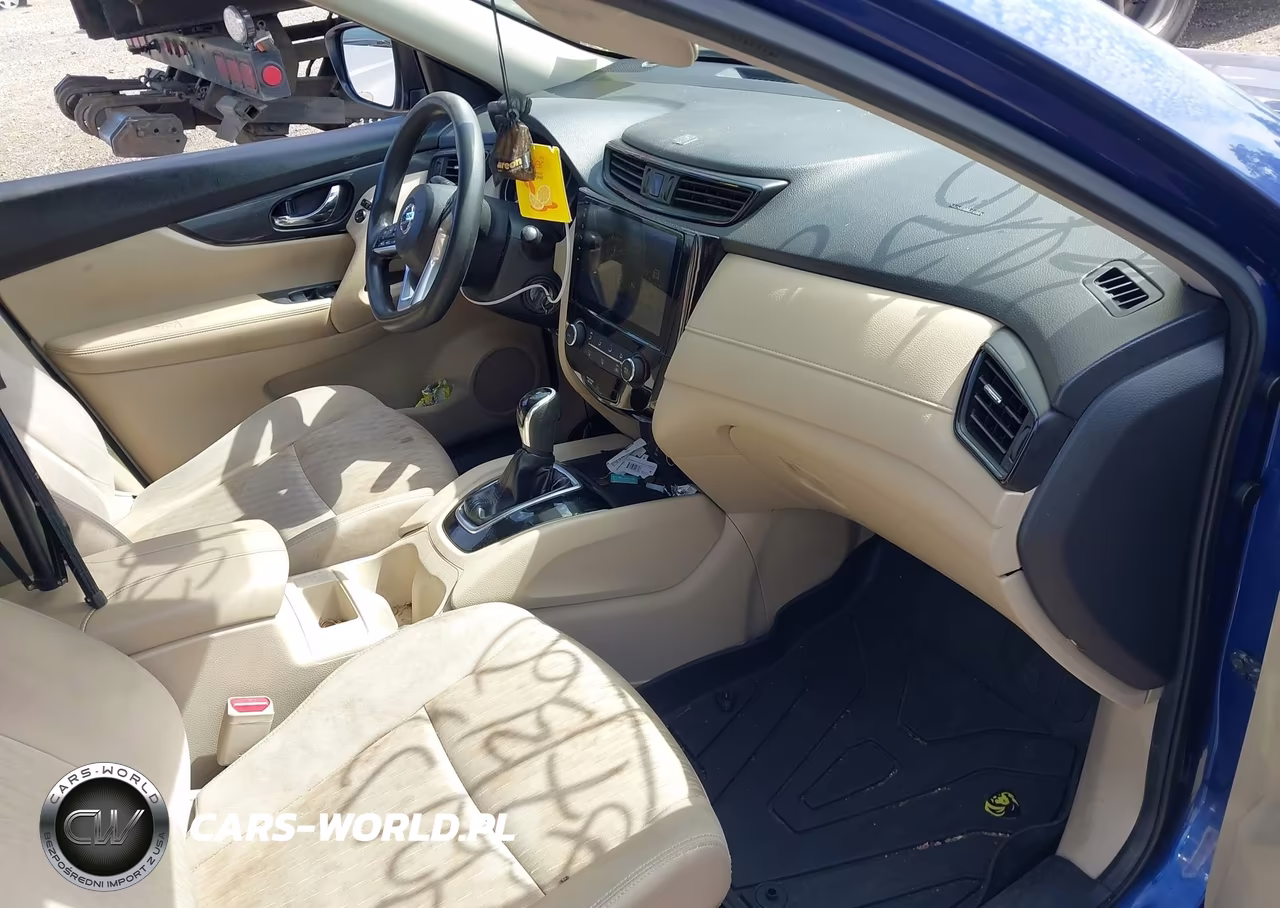 2017 Nissan Rogue S VIN:KNMAT2MV4HP513073 - 5