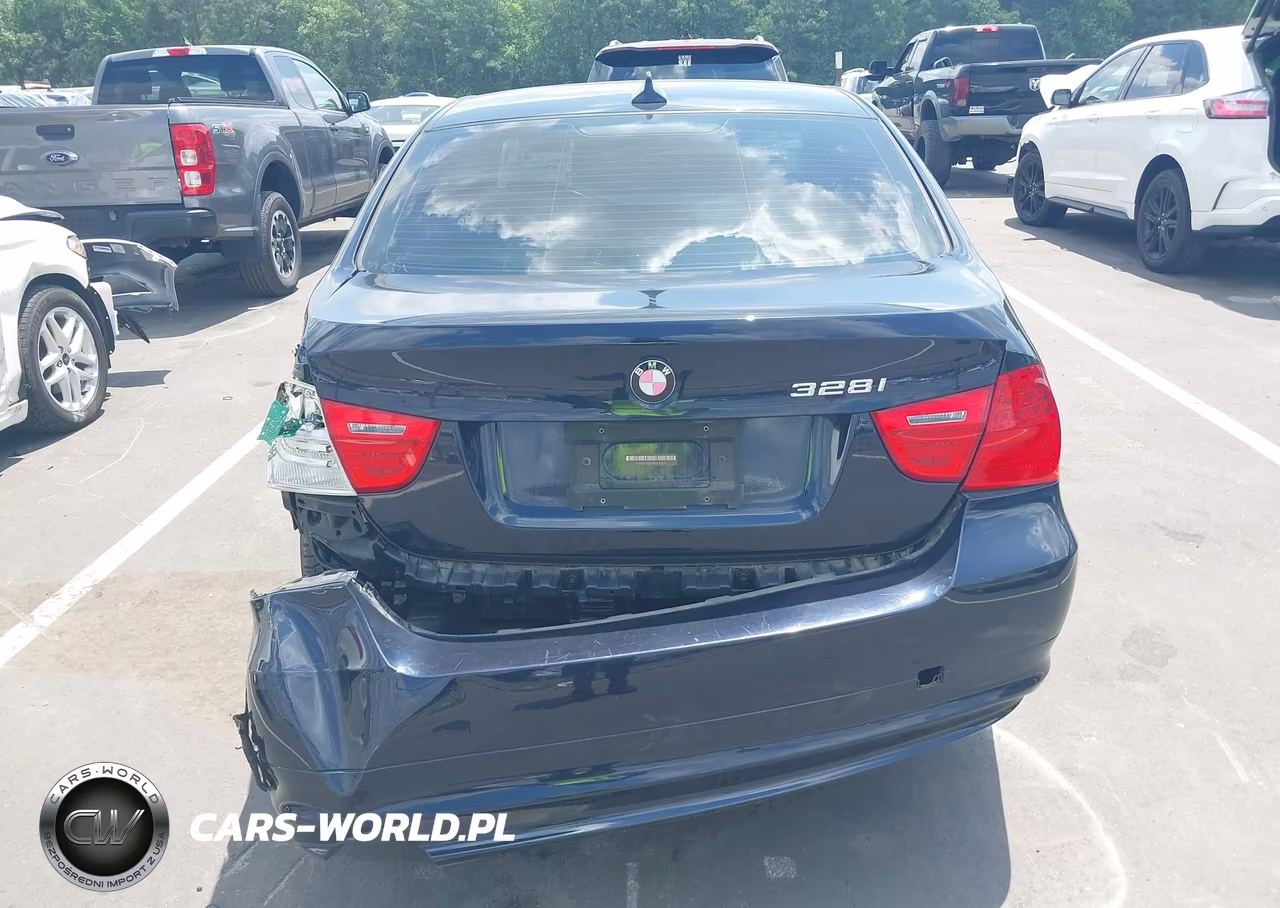 2010 BMW 328I VIN:WBAPH7G50ANM51416 - 17