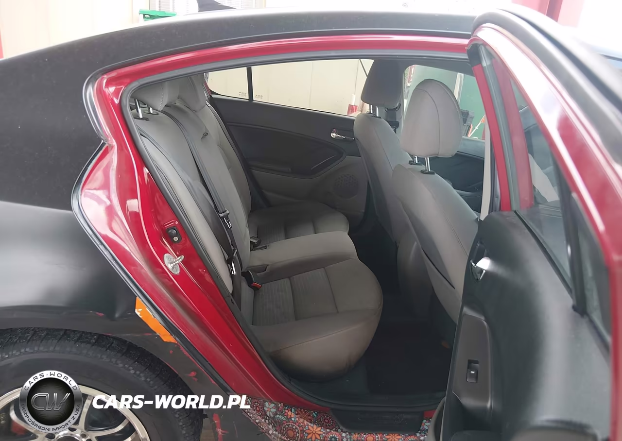 2015 Kia Forte Lx VIN:KNAFX4A68F5365454 - 8
