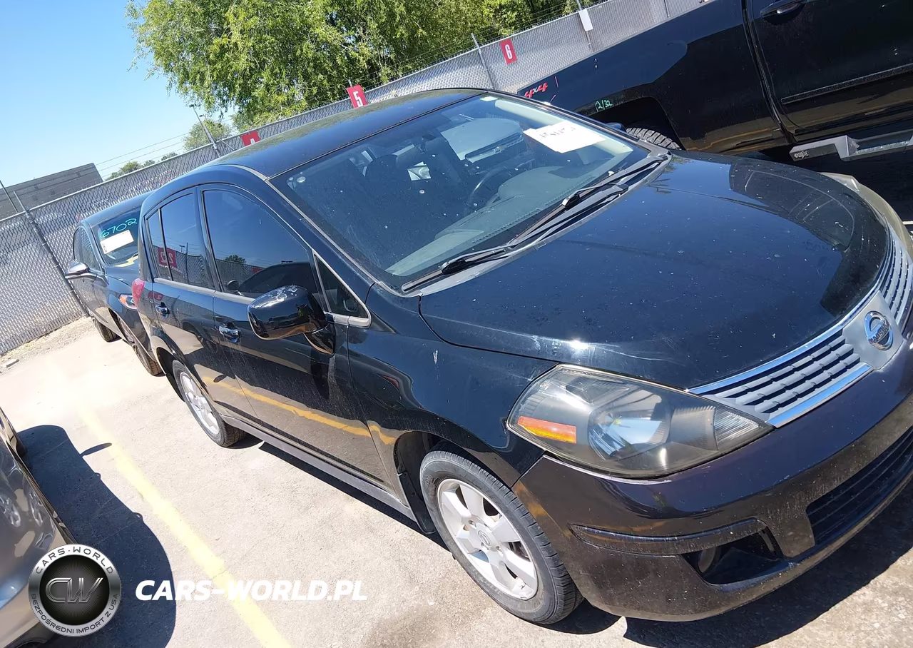 2009 Nissan Versa 1.8Sl – zdjęcie 1 z 11