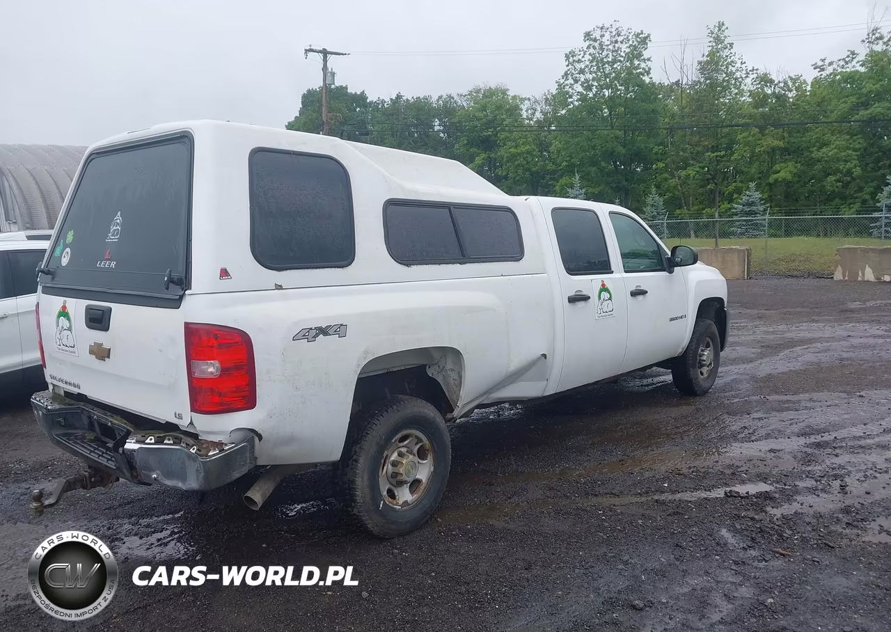 2008 Chevrolet Silverado 2500Hd Work Truck VIN:1GCHK23K18F190891 - 4