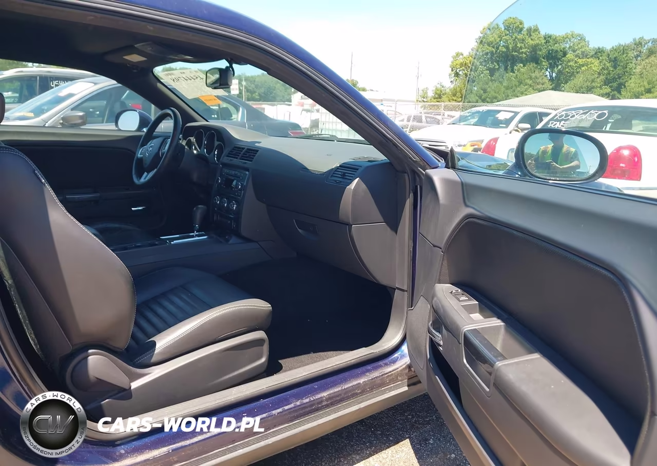2013 Dodge Challenger Sxt Plus VIN:2C3CDYAG1DH565083 - 5