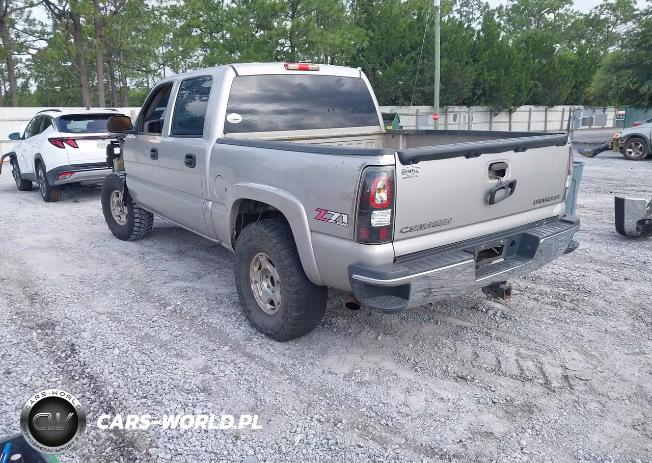 2005 Chevrolet Silverado 1500 Z71 VIN:2GCEK13T751325980 - 3