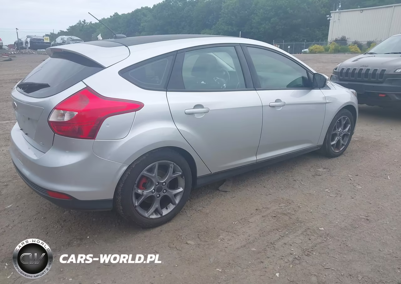 2013 Ford Focus Se VIN:1FADP3K28DL223281 - 4