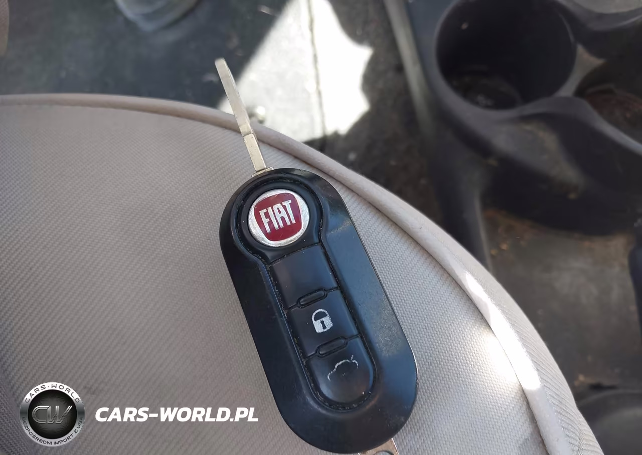 2017 Fiat 500C Pop VIN:3C3CFFLR9HT618879 - 11